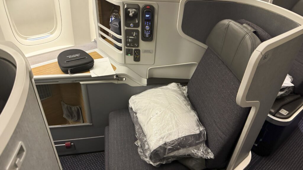How I Booked a Trip to India in Business Class for a $130 Base Fare and Zero Miles