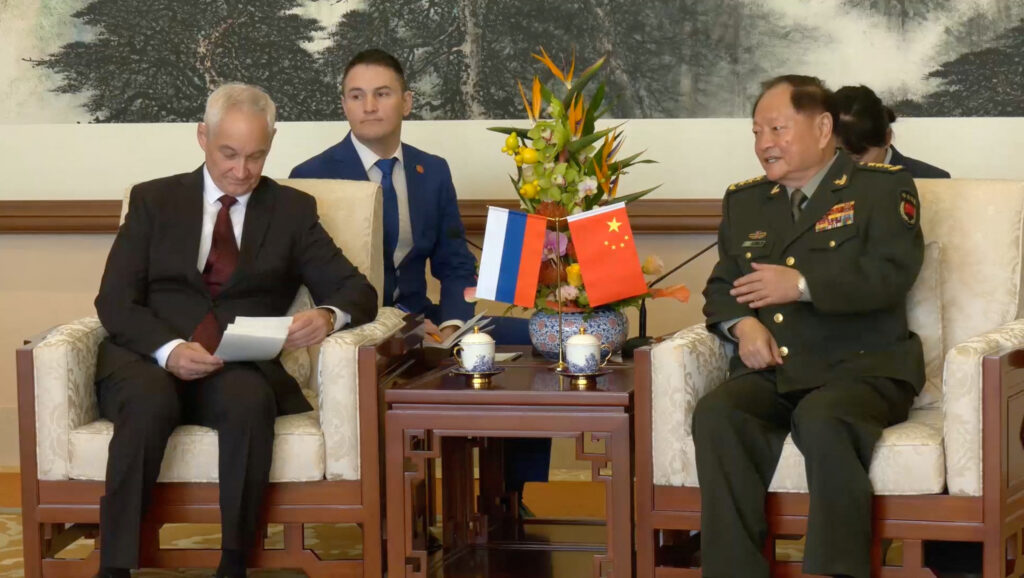 Russia, China Bolster Defence Ties at ‘Substantive’ Talks Amid Growing Geopolitical Tensions